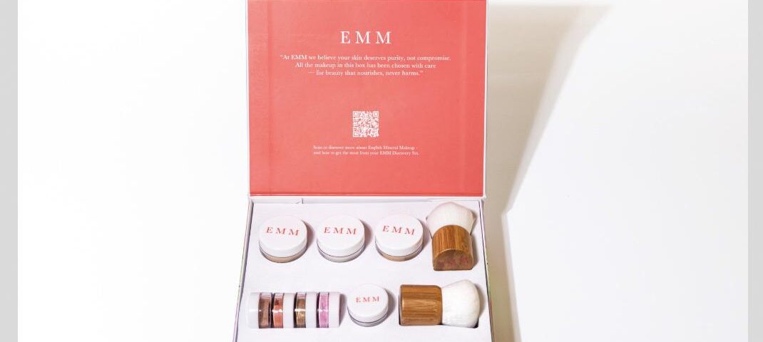 Mineral Makeup Set from English Mineral Makeup