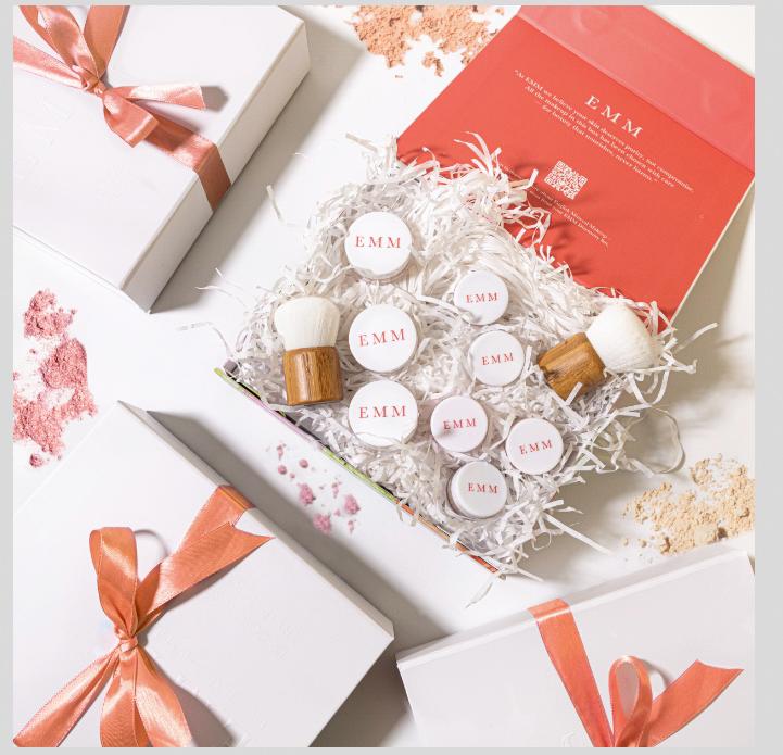 Mineral Makeup Set from English Mineral Makeup
