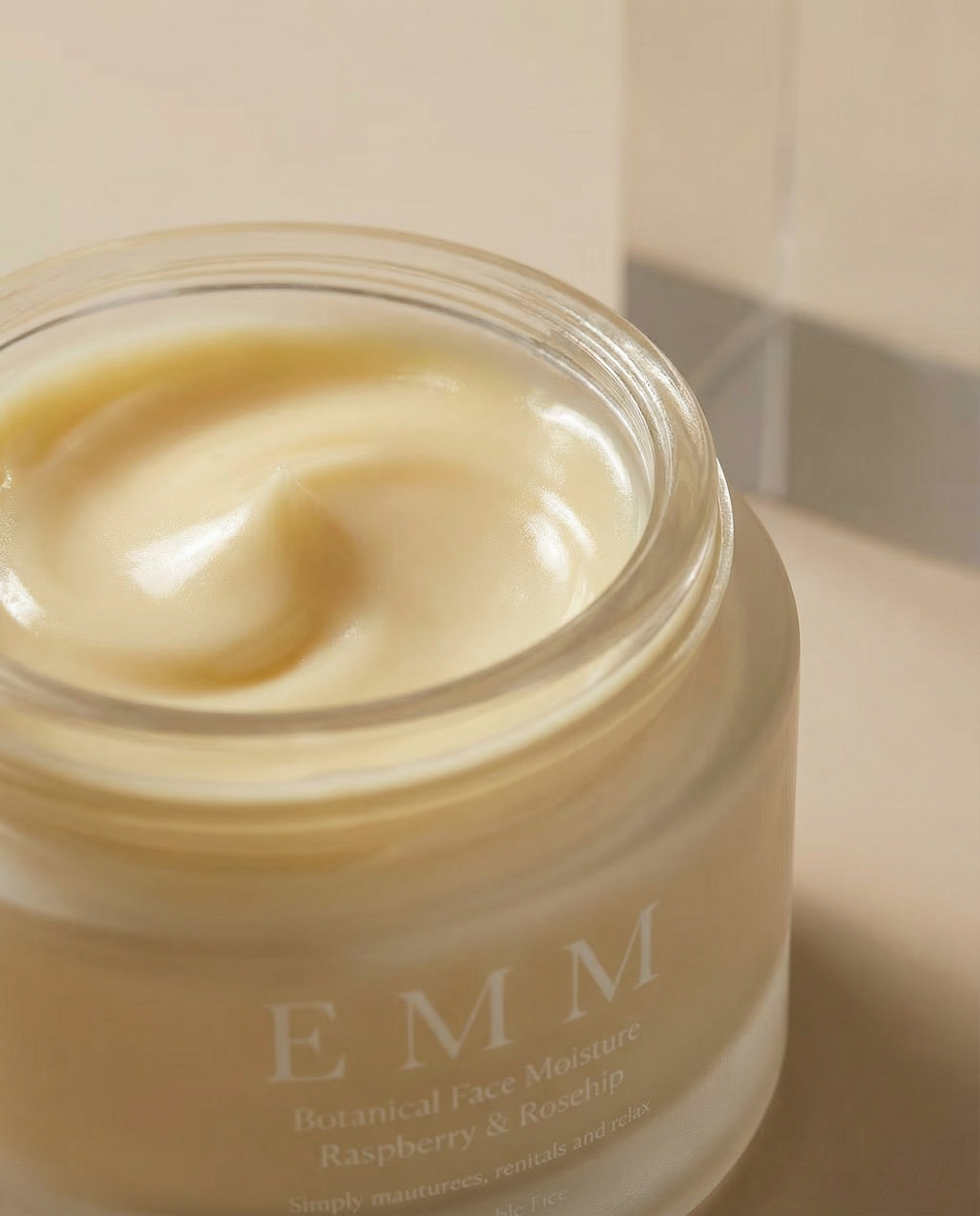 Raspberry & Rosehip Moisturiser - Image 2