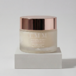 Bakuchiol & Hyaluronic Moisturiser is a highly effective moisturiser designed to support smoother, firmer-looking skin, maintaining hydration and comfort.