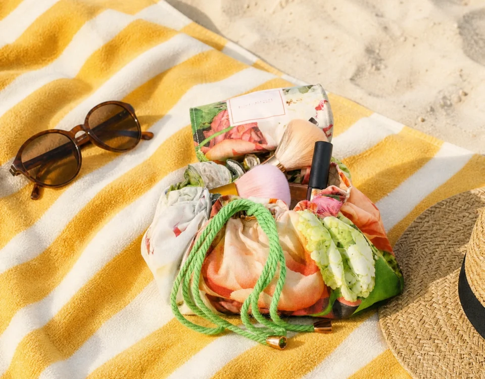 Spend over £40 and receive a FREE Bronzer from us as a little summer treat! Bank Holiday Mineral Makeup Offer! Shop now for limited time offer